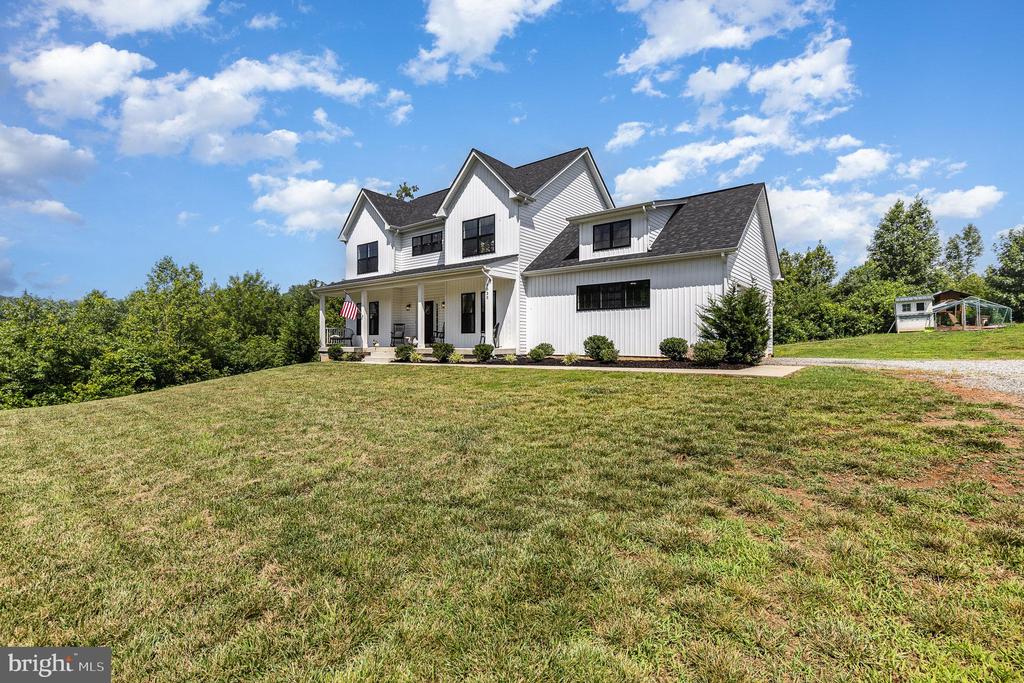8835 JENNINGS LN, SPOTSYLVANIA, Virginia 22551, 4 Bedrooms Bedrooms, ,2 BathroomsBathrooms,Residential,8835 JENNINGS LN,VASP2041960 MLS # VASP2041960