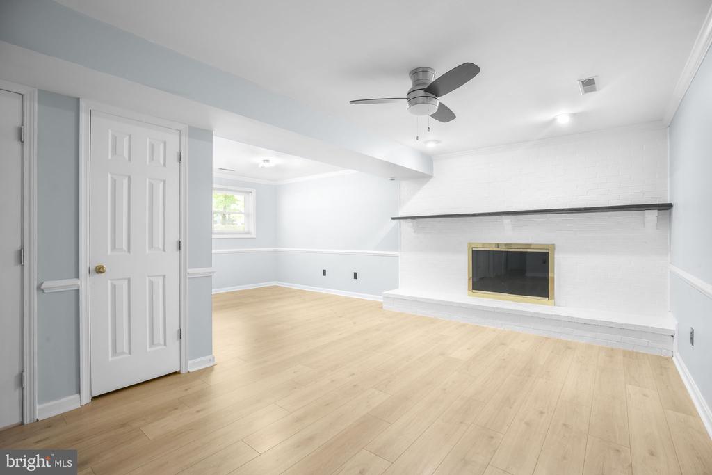 10608 HOLLEYBROOKE DR, SPOTSYLVANIA, Virginia 22553, 4 Bedrooms Bedrooms, ,3 BathroomsBathrooms,Residential,10608 HOLLEYBROOKE DR,VASP2041912 MLS # VASP2041912