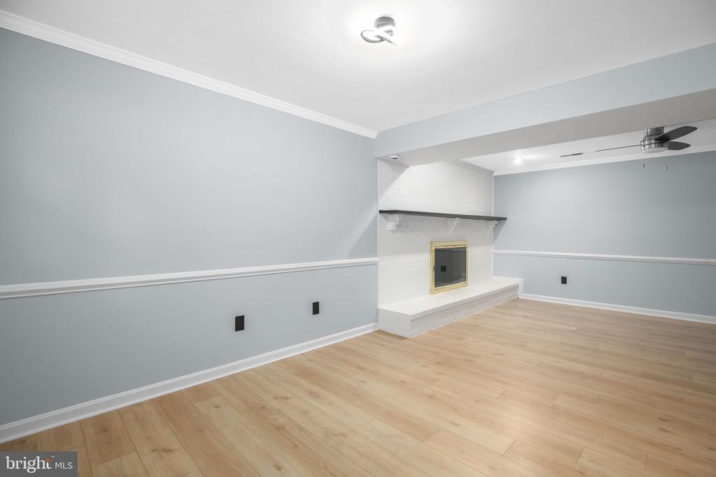 10608 HOLLEYBROOKE DR, SPOTSYLVANIA, Virginia 22553, 4 Bedrooms Bedrooms, ,3 BathroomsBathrooms,Residential,10608 HOLLEYBROOKE DR,VASP2041912 MLS # VASP2041912