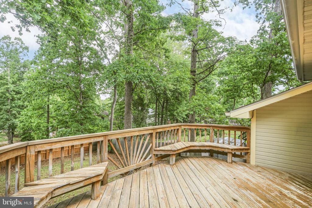 10608 HOLLEYBROOKE DR, SPOTSYLVANIA, Virginia 22553, 4 Bedrooms Bedrooms, ,3 BathroomsBathrooms,Residential,10608 HOLLEYBROOKE DR,VASP2041912 MLS # VASP2041912