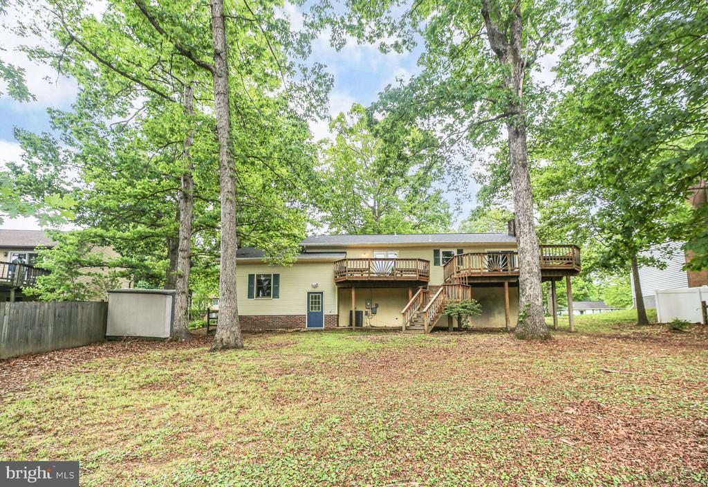 10608 HOLLEYBROOKE DR, SPOTSYLVANIA, Virginia 22553, 4 Bedrooms Bedrooms, ,3 BathroomsBathrooms,Residential,10608 HOLLEYBROOKE DR,VASP2041912 MLS # VASP2041912