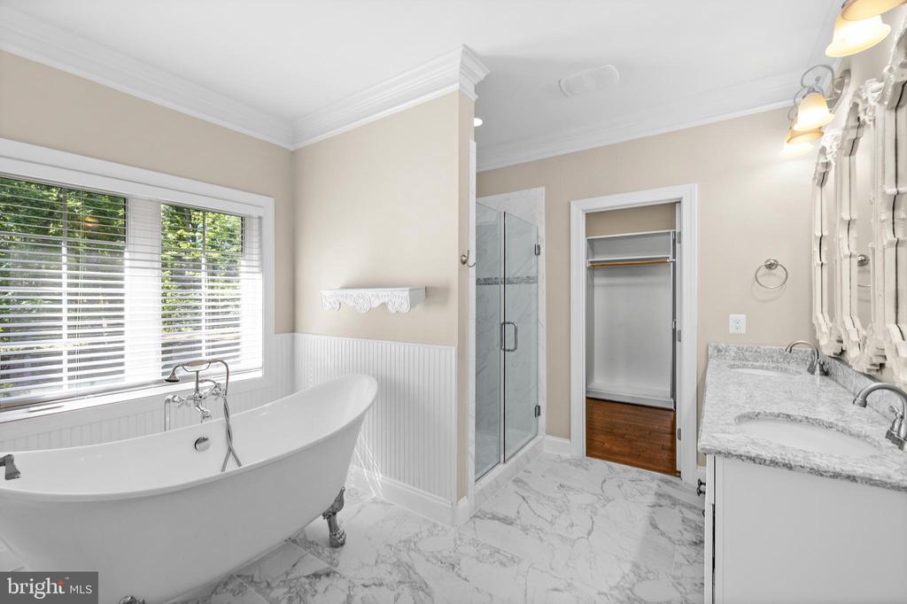 8300 ARLENE ACRES DR, FREDERICKSBURG, Virginia 22408, 4 Bedrooms Bedrooms, ,3 BathroomsBathrooms,Residential,8300 ARLENE ACRES DR,VASP2041976 MLS # VASP2041976