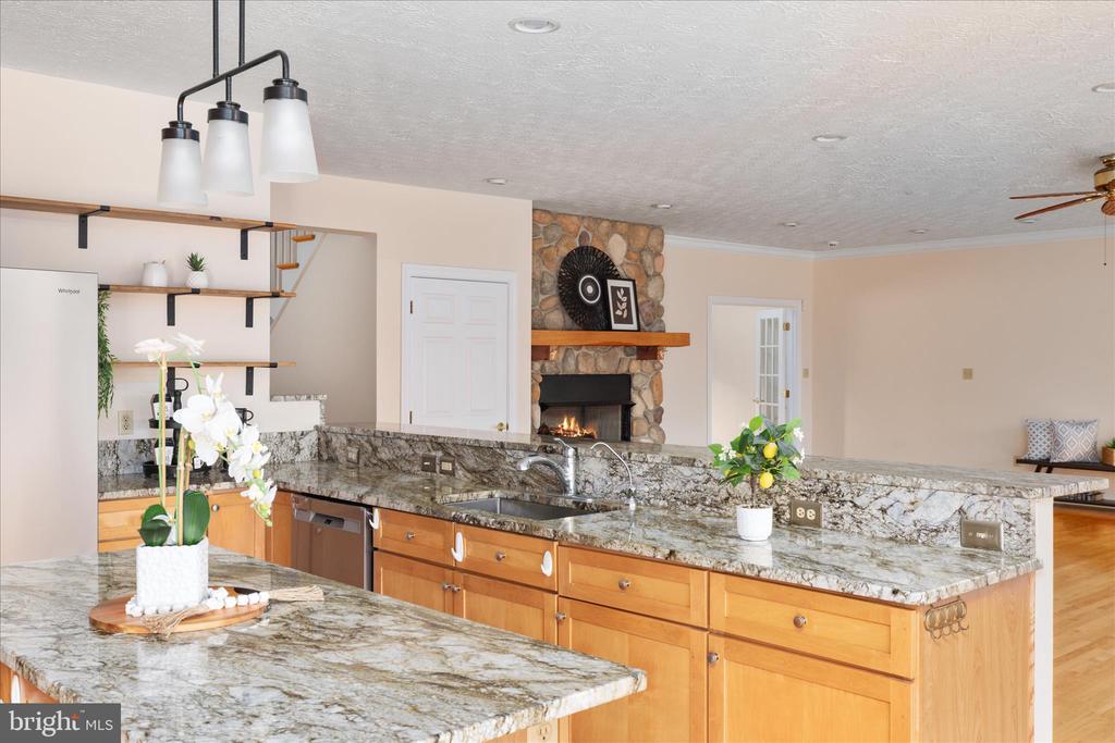 1050 ALMOND DR, LURAY, Virginia 22835, 5 Bedrooms Bedrooms, ,4 BathroomsBathrooms,Residential,1050 ALMOND DR,VAPA2006388 MLS # VAPA2006388