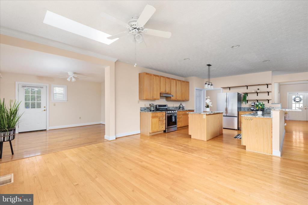 1050 ALMOND DR, LURAY, Virginia 22835, 5 Bedrooms Bedrooms, ,4 BathroomsBathrooms,Residential,1050 ALMOND DR,VAPA2006388 MLS # VAPA2006388