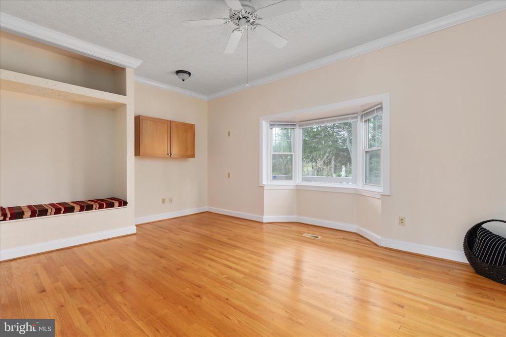 1050 ALMOND DR, LURAY, Virginia 22835, 5 Bedrooms Bedrooms, ,4 BathroomsBathrooms,Residential,1050 ALMOND DR,VAPA2006388 MLS # VAPA2006388