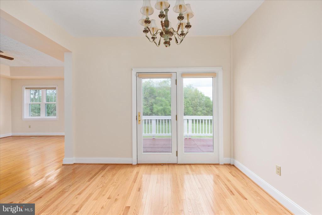 1050 ALMOND DR, LURAY, Virginia 22835, 5 Bedrooms Bedrooms, ,4 BathroomsBathrooms,Residential,1050 ALMOND DR,VAPA2006388 MLS # VAPA2006388