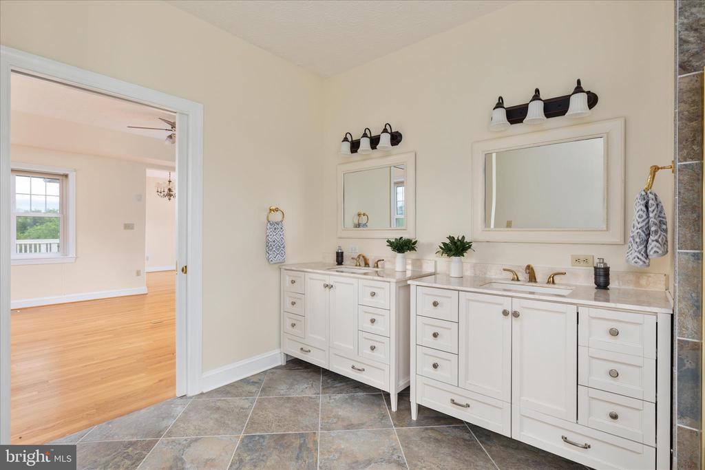 1050 ALMOND DR, LURAY, Virginia 22835, 5 Bedrooms Bedrooms, ,4 BathroomsBathrooms,Residential,1050 ALMOND DR,VAPA2006388 MLS # VAPA2006388