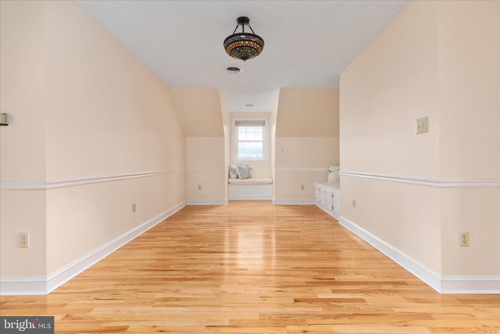1050 ALMOND DR, LURAY, Virginia 22835, 5 Bedrooms Bedrooms, ,4 BathroomsBathrooms,Residential,1050 ALMOND DR,VAPA2006388 MLS # VAPA2006388
