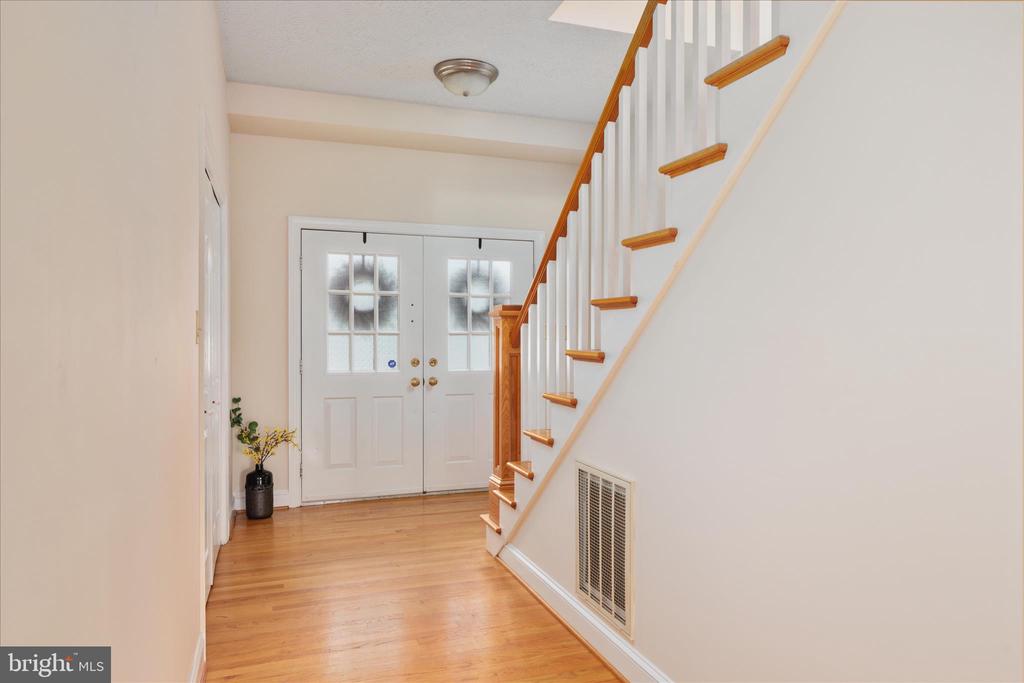 1050 ALMOND DR, LURAY, Virginia 22835, 5 Bedrooms Bedrooms, ,4 BathroomsBathrooms,Residential,1050 ALMOND DR,VAPA2006388 MLS # VAPA2006388