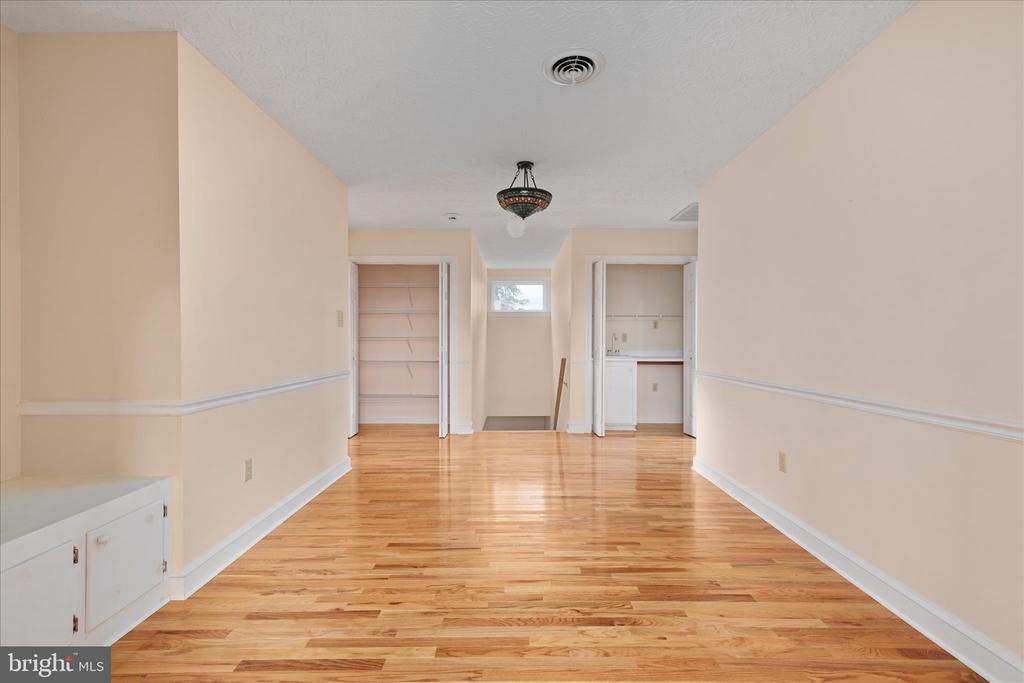 1050 ALMOND DR, LURAY, Virginia 22835, 5 Bedrooms Bedrooms, ,4 BathroomsBathrooms,Residential,1050 ALMOND DR,VAPA2006388 MLS # VAPA2006388