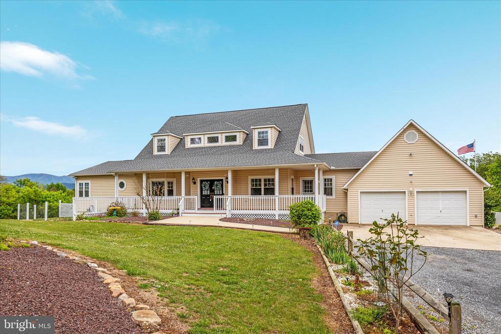 1050 ALMOND DR, LURAY, Virginia 22835, 5 Bedrooms Bedrooms, ,4 BathroomsBathrooms,Residential,1050 ALMOND DR,VAPA2006388 MLS # VAPA2006388