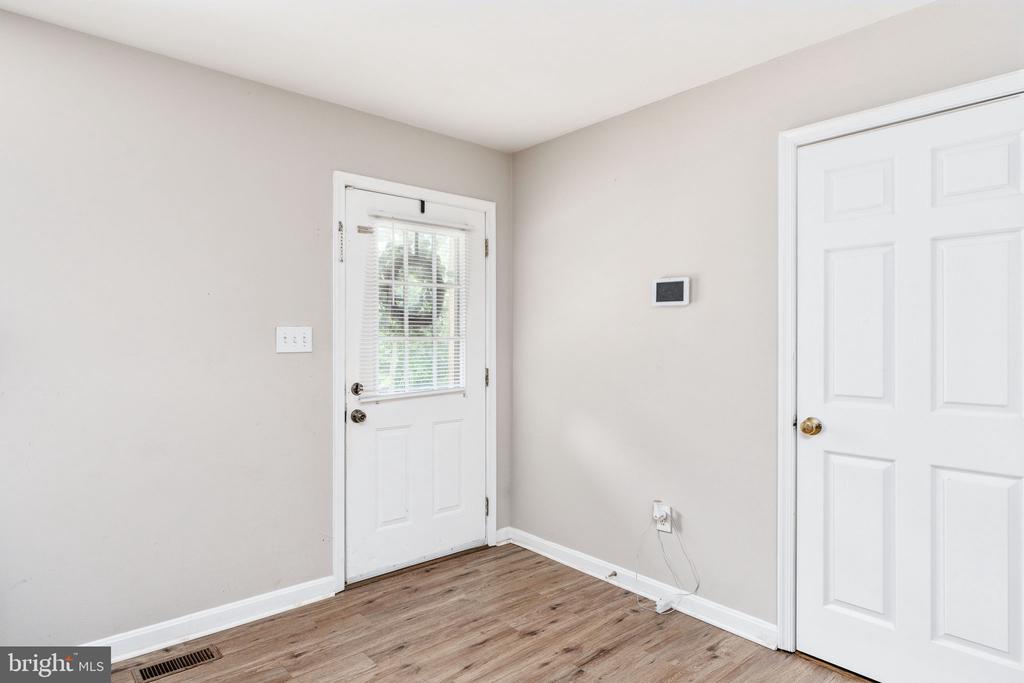 3150 SARETH LN, LOCUST GROVE, Virginia 22508, 3 Bedrooms Bedrooms, ,2 BathroomsBathrooms,Residential,3150 SARETH LN,VAOR2014062 MLS # VAOR2014062