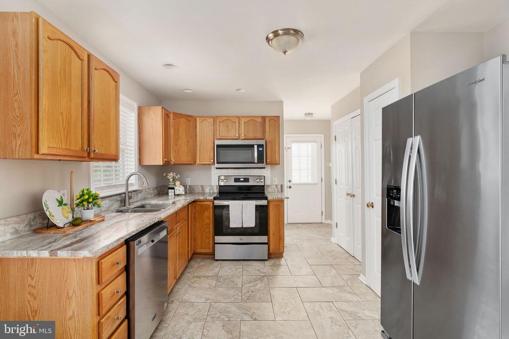 3150 SARETH LN, LOCUST GROVE, Virginia 22508, 3 Bedrooms Bedrooms, ,2 BathroomsBathrooms,Residential,3150 SARETH LN,VAOR2014062 MLS # VAOR2014062