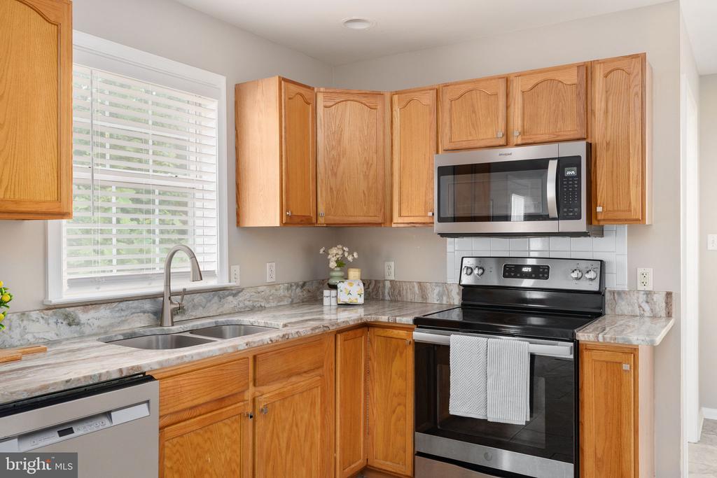 3150 SARETH LN, LOCUST GROVE, Virginia 22508, 3 Bedrooms Bedrooms, ,2 BathroomsBathrooms,Residential,3150 SARETH LN,VAOR2014062 MLS # VAOR2014062