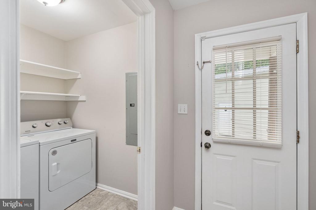 3150 SARETH LN, LOCUST GROVE, Virginia 22508, 3 Bedrooms Bedrooms, ,2 BathroomsBathrooms,Residential,3150 SARETH LN,VAOR2014062 MLS # VAOR2014062