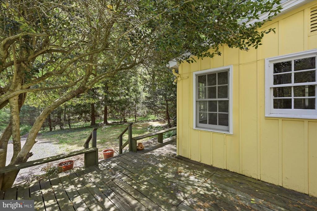 2674 FIVE POINTS RD, MARSHALL, Virginia 20115, 2 Bedrooms Bedrooms, ,2 BathroomsBathrooms,Residential,2674 FIVE POINTS RD,VAFQ2021996 MLS # VAFQ2021996 2674 FIVE POINTS RD, MARSHALL, Virginia 20115, 2 Bedrooms Bedrooms, ,2 BathroomsBathrooms,Residential,2674 FIVE POINTS RD,VAFQ2021996 MLS # VAFQ2021996