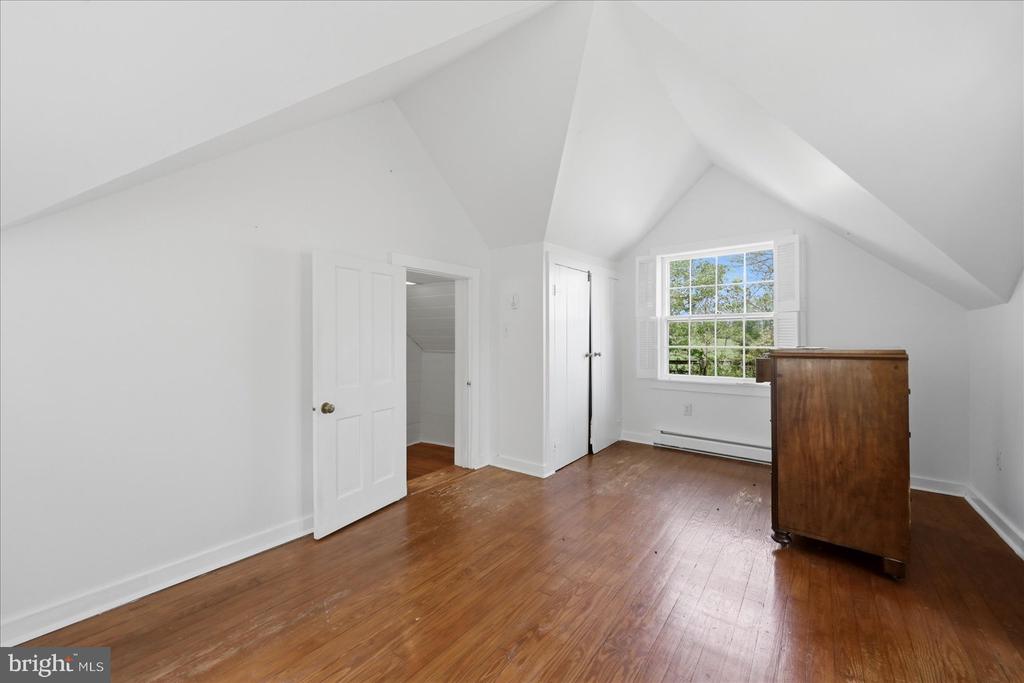 2674 FIVE POINTS RD, MARSHALL, Virginia 20115, 2 Bedrooms Bedrooms, ,2 BathroomsBathrooms,Residential,2674 FIVE POINTS RD,VAFQ2021996 MLS # VAFQ2021996 2674 FIVE POINTS RD, MARSHALL, Virginia 20115, 2 Bedrooms Bedrooms, ,2 BathroomsBathrooms,Residential,2674 FIVE POINTS RD,VAFQ2021996 MLS # VAFQ2021996