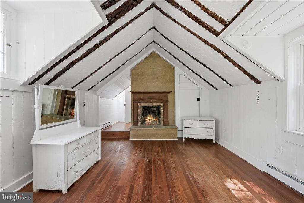 2674 FIVE POINTS RD, MARSHALL, Virginia 20115, 2 Bedrooms Bedrooms, ,2 BathroomsBathrooms,Residential,2674 FIVE POINTS RD,VAFQ2021996 MLS # VAFQ2021996 2674 FIVE POINTS RD, MARSHALL, Virginia 20115, 2 Bedrooms Bedrooms, ,2 BathroomsBathrooms,Residential,2674 FIVE POINTS RD,VAFQ2021996 MLS # VAFQ2021996