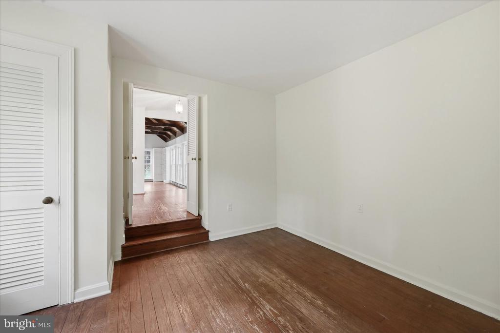 2674 FIVE POINTS RD, MARSHALL, Virginia 20115, 2 Bedrooms Bedrooms, ,2 BathroomsBathrooms,Residential,2674 FIVE POINTS RD,VAFQ2021996 MLS # VAFQ2021996 2674 FIVE POINTS RD, MARSHALL, Virginia 20115, 2 Bedrooms Bedrooms, ,2 BathroomsBathrooms,Residential,2674 FIVE POINTS RD,VAFQ2021996 MLS # VAFQ2021996