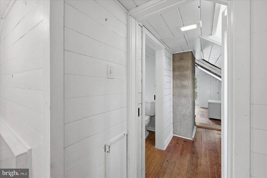 2674 FIVE POINTS RD, MARSHALL, Virginia 20115, 2 Bedrooms Bedrooms, ,2 BathroomsBathrooms,Residential,2674 FIVE POINTS RD,VAFQ2021996 MLS # VAFQ2021996 2674 FIVE POINTS RD, MARSHALL, Virginia 20115, 2 Bedrooms Bedrooms, ,2 BathroomsBathrooms,Residential,2674 FIVE POINTS RD,VAFQ2021996 MLS # VAFQ2021996