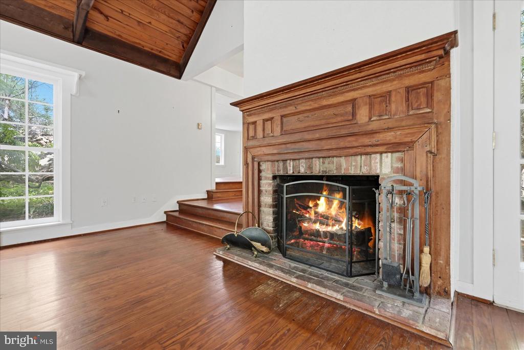 2674 FIVE POINTS RD, MARSHALL, Virginia 20115, 2 Bedrooms Bedrooms, ,2 BathroomsBathrooms,Residential,2674 FIVE POINTS RD,VAFQ2021996 MLS # VAFQ2021996 2674 FIVE POINTS RD, MARSHALL, Virginia 20115, 2 Bedrooms Bedrooms, ,2 BathroomsBathrooms,Residential,2674 FIVE POINTS RD,VAFQ2021996 MLS # VAFQ2021996