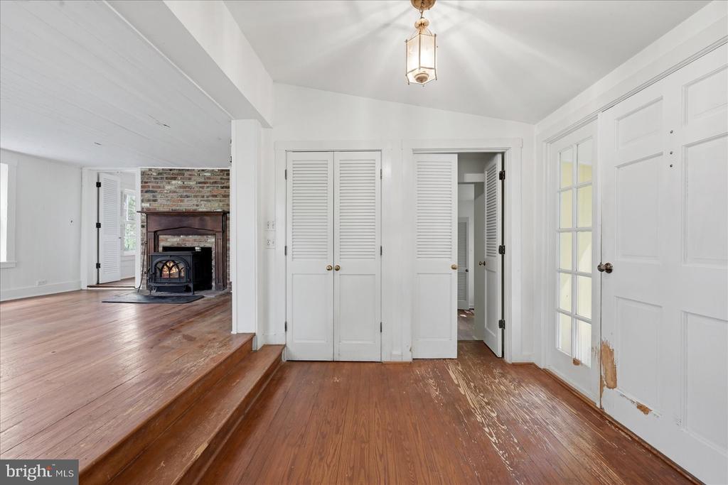 2674 FIVE POINTS RD, MARSHALL, Virginia 20115, 2 Bedrooms Bedrooms, ,2 BathroomsBathrooms,Residential,2674 FIVE POINTS RD,VAFQ2021996 MLS # VAFQ2021996 2674 FIVE POINTS RD, MARSHALL, Virginia 20115, 2 Bedrooms Bedrooms, ,2 BathroomsBathrooms,Residential,2674 FIVE POINTS RD,VAFQ2021996 MLS # VAFQ2021996
