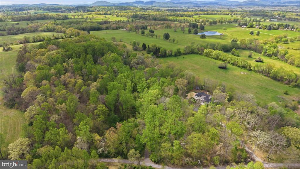 2674 FIVE POINTS RD, MARSHALL, Virginia 20115, 2 Bedrooms Bedrooms, ,2 BathroomsBathrooms,Residential,2674 FIVE POINTS RD,VAFQ2021996 MLS # VAFQ2021996 2674 FIVE POINTS RD, MARSHALL, Virginia 20115, 2 Bedrooms Bedrooms, ,2 BathroomsBathrooms,Residential,2674 FIVE POINTS RD,VAFQ2021996 MLS # VAFQ2021996