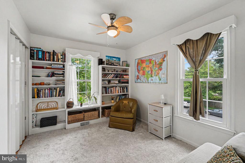 740 CHERRY TREE LN, WARRENTON, Virginia 20186, 4 Bedrooms Bedrooms, ,3 BathroomsBathrooms,Residential,740 CHERRY TREE LN,VAFQ2022098 MLS # VAFQ2022098