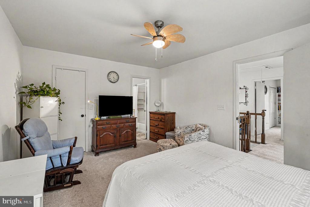 740 CHERRY TREE LN, WARRENTON, Virginia 20186, 4 Bedrooms Bedrooms, ,3 BathroomsBathrooms,Residential,740 CHERRY TREE LN,VAFQ2022098 MLS # VAFQ2022098