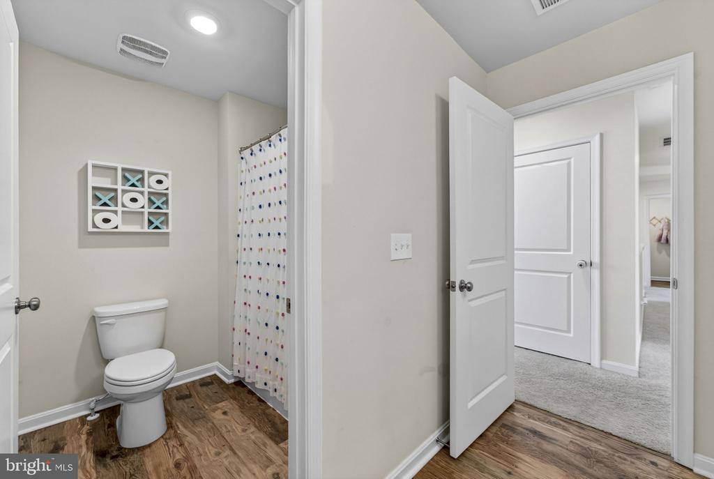 35466 QUAIL MEADOW LN, LOCUST GROVE, Virginia 22508, 6 Bedrooms Bedrooms, ,3 BathroomsBathrooms,Residential,35466 QUAIL MEADOW LN,VAOR2014212 MLS # VAOR2014212