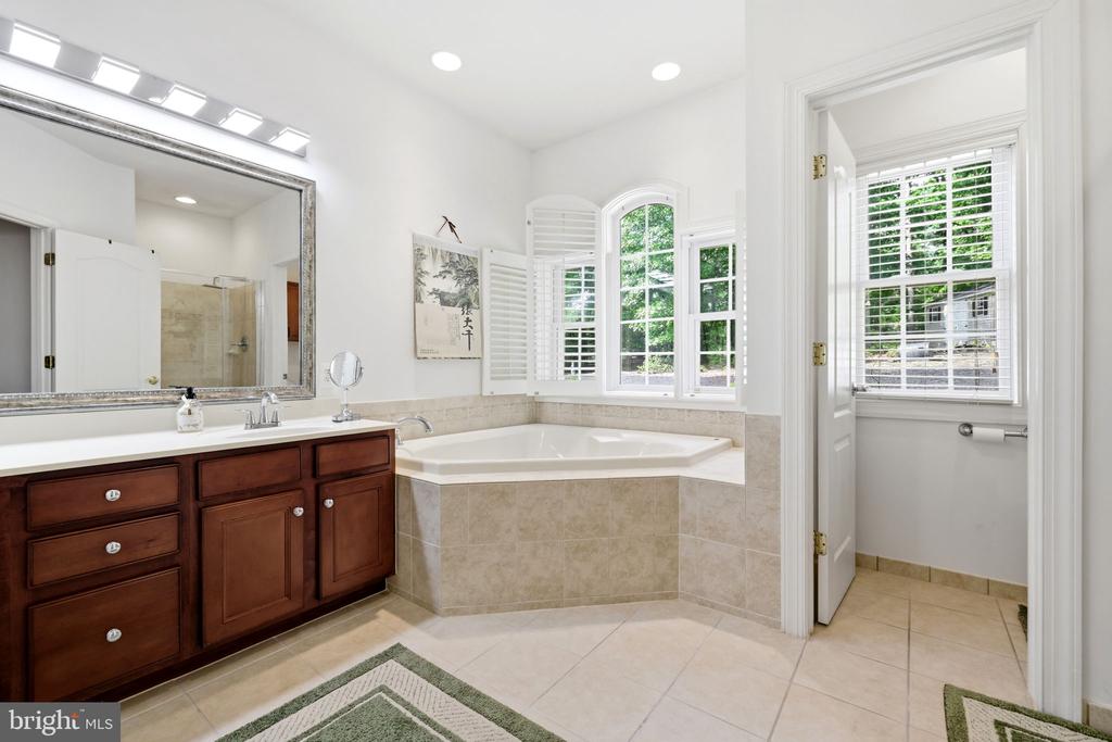 7308 GLENHAVEN DR, FREDERICKSBURG, Virginia 22407, 4 Bedrooms Bedrooms, ,3 BathroomsBathrooms,Residential,7308 GLENHAVEN DR,VASP2040648 MLS # VASP2040648