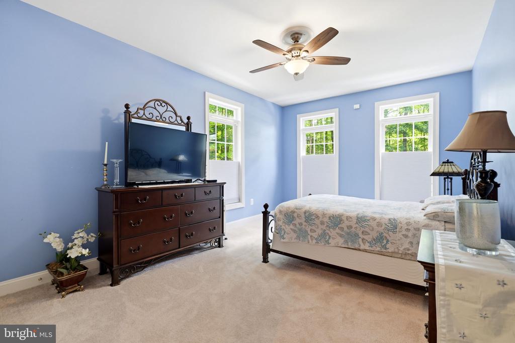 7308 GLENHAVEN DR, FREDERICKSBURG, Virginia 22407, 4 Bedrooms Bedrooms, ,3 BathroomsBathrooms,Residential,7308 GLENHAVEN DR,VASP2040648 MLS # VASP2040648