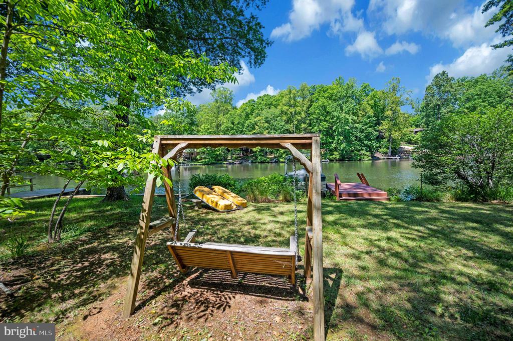 139 LARKSPUR LN, LOCUST GROVE, Virginia 22508, 4 Bedrooms Bedrooms, ,3 BathroomsBathrooms,Residential,139 LARKSPUR LN,VAOR2014164 MLS # VAOR2014164
