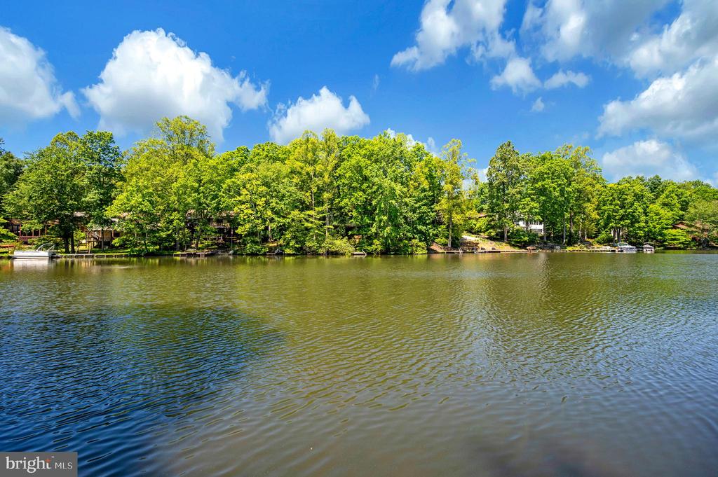 139 LARKSPUR LN, LOCUST GROVE, Virginia 22508, 4 Bedrooms Bedrooms, ,3 BathroomsBathrooms,Residential,139 LARKSPUR LN,VAOR2014164 MLS # VAOR2014164