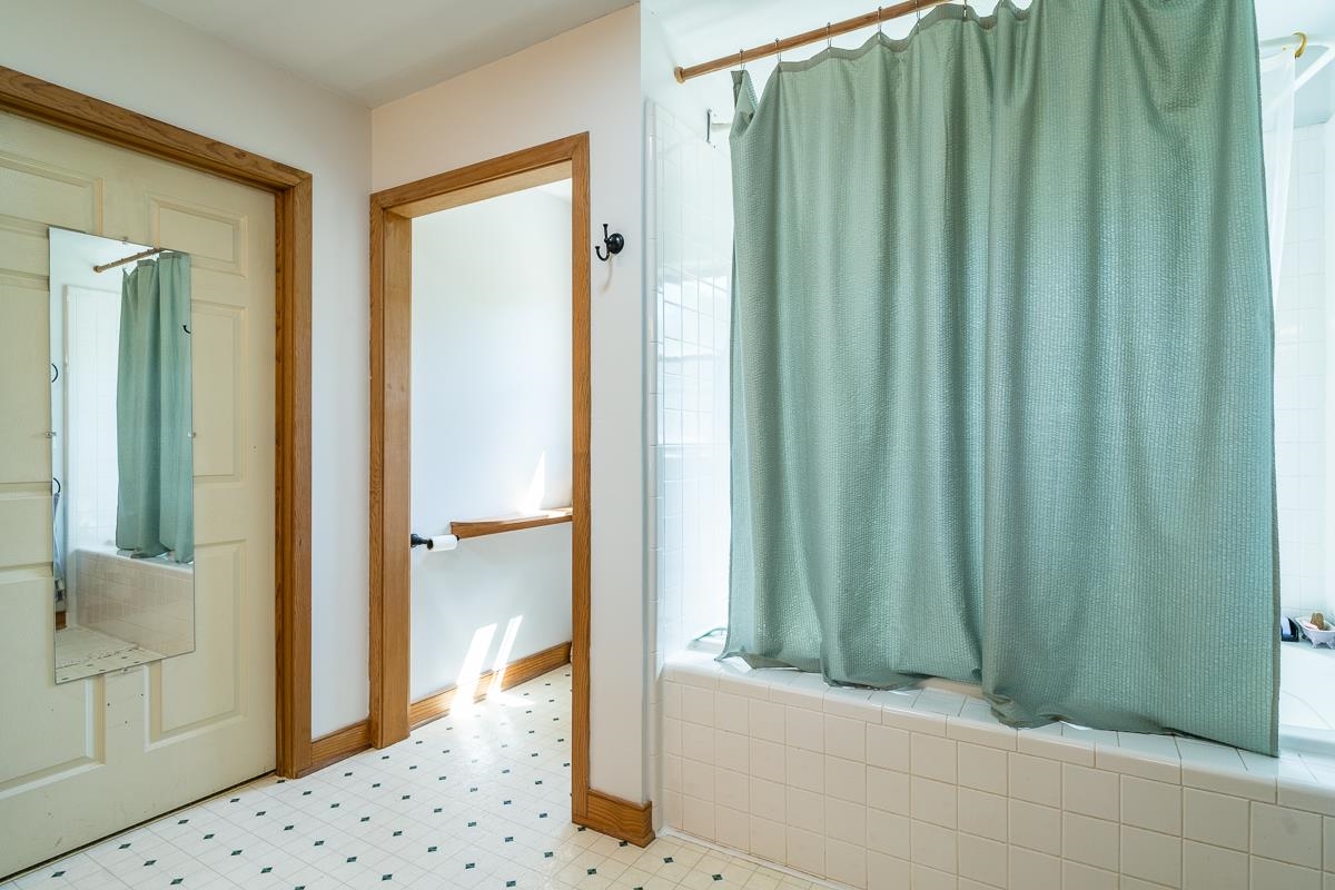 6070 FREDERICKSBURG RD, BARBOURSVILLE, Virginia 22923, 4 Bedrooms Bedrooms, ,3 BathroomsBathrooms,Residential,6070 FREDERICKSBURG RD,677191 MLS # 677191