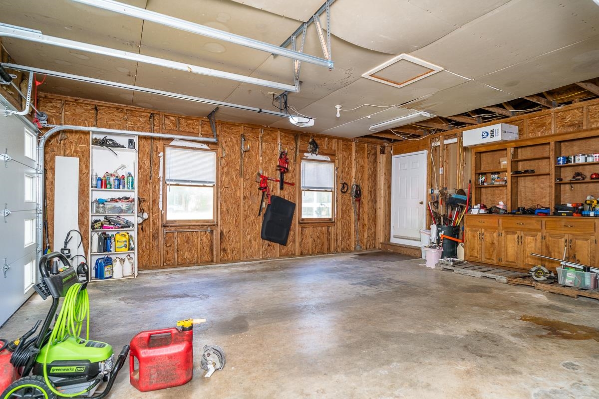 6070 FREDERICKSBURG RD, BARBOURSVILLE, Virginia 22923, 4 Bedrooms Bedrooms, ,3 BathroomsBathrooms,Residential,6070 FREDERICKSBURG RD,677191 MLS # 677191