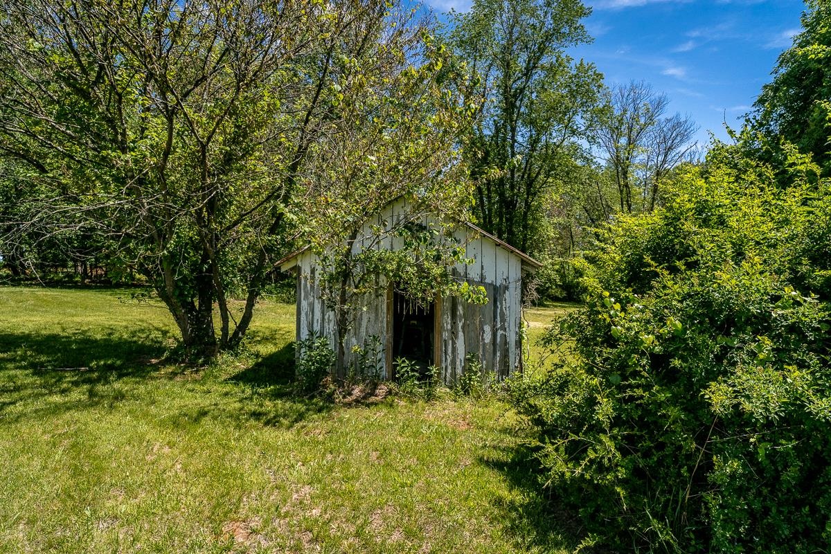 6070 FREDERICKSBURG RD, BARBOURSVILLE, Virginia 22923, 4 Bedrooms Bedrooms, ,3 BathroomsBathrooms,Residential,6070 FREDERICKSBURG RD,677191 MLS # 677191