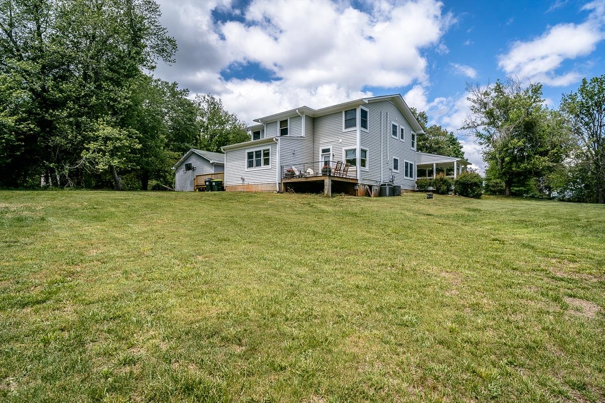 6070 FREDERICKSBURG RD, BARBOURSVILLE, Virginia 22923, 4 Bedrooms Bedrooms, ,3 BathroomsBathrooms,Residential,6070 FREDERICKSBURG RD,677191 MLS # 677191