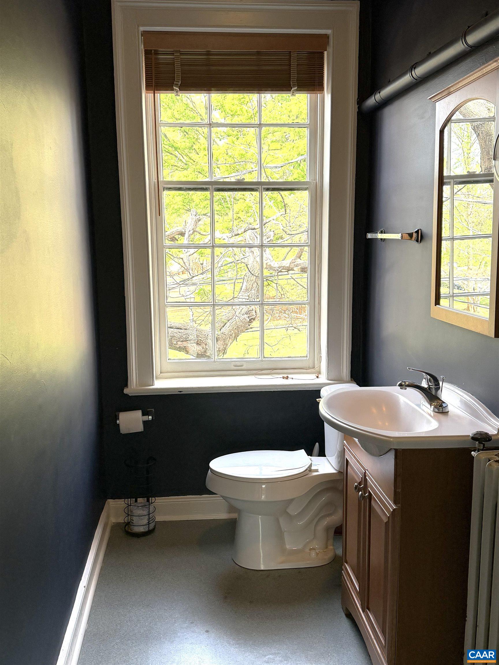 412 E JEFFERSON ST, CHARLOTTESVILLE, Virginia 22902, 2 Bedrooms Bedrooms, ,Residential,412 E JEFFERSON ST,677214 MLS # 677214