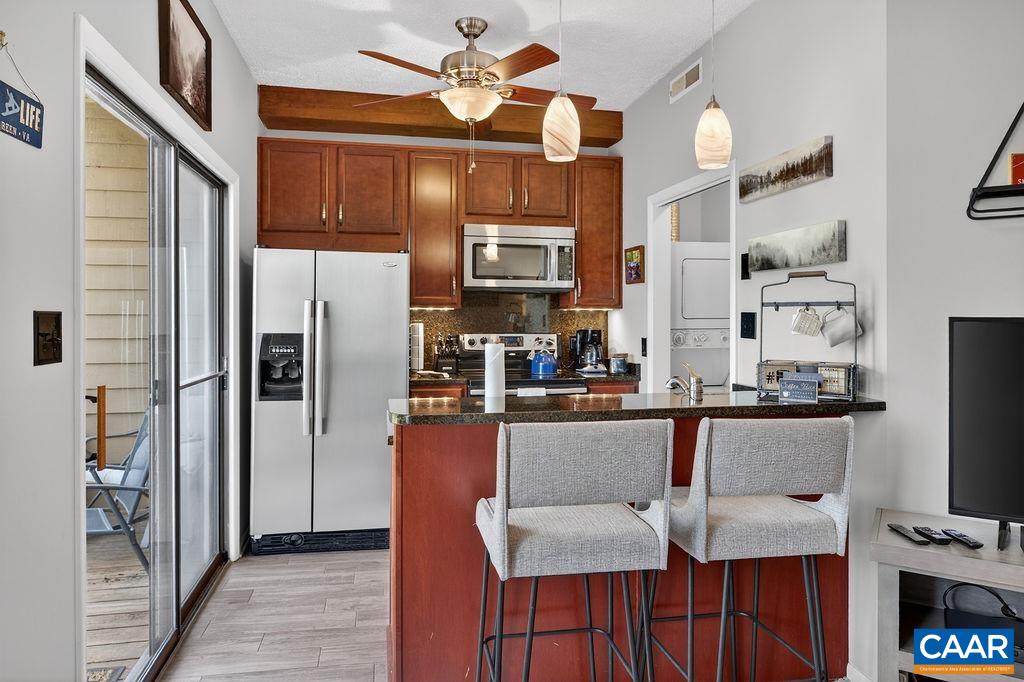762 LAURELWOOD CONDOS, WINTERGREEN RESORT, Virginia 22967, 2 Bedrooms Bedrooms, ,2 BathroomsBathrooms,Residential,762 LAURELWOOD CONDOS,677216 MLS # 677216