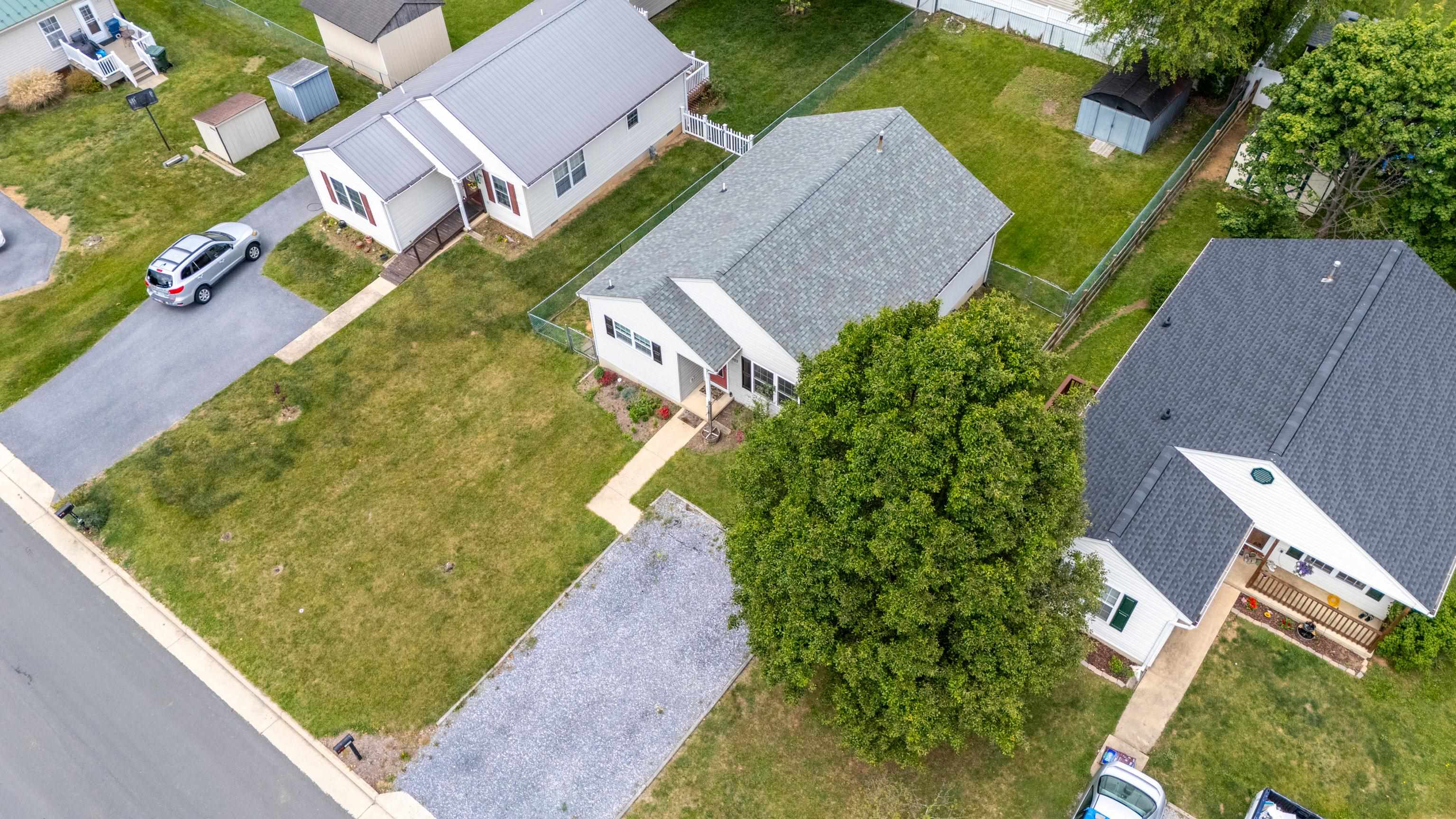 1005 D ST, WAYNESBORO, Virginia 22980, 3 Bedrooms Bedrooms, ,1 BathroomBathrooms,Residential,1005 D ST,677219 MLS # 677219