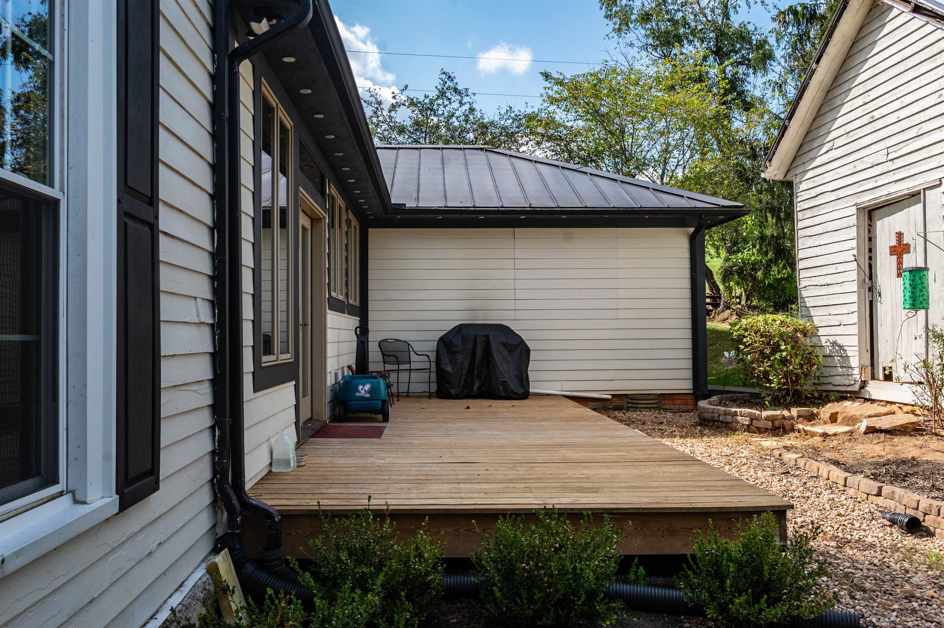 19 MT HERMON RD, MIDDLEBROOK, Virginia 24459, 4 Bedrooms Bedrooms, ,2 BathroomsBathrooms,Residential,Memories Farm House,19 MT HERMON RD,677220 MLS # 677220