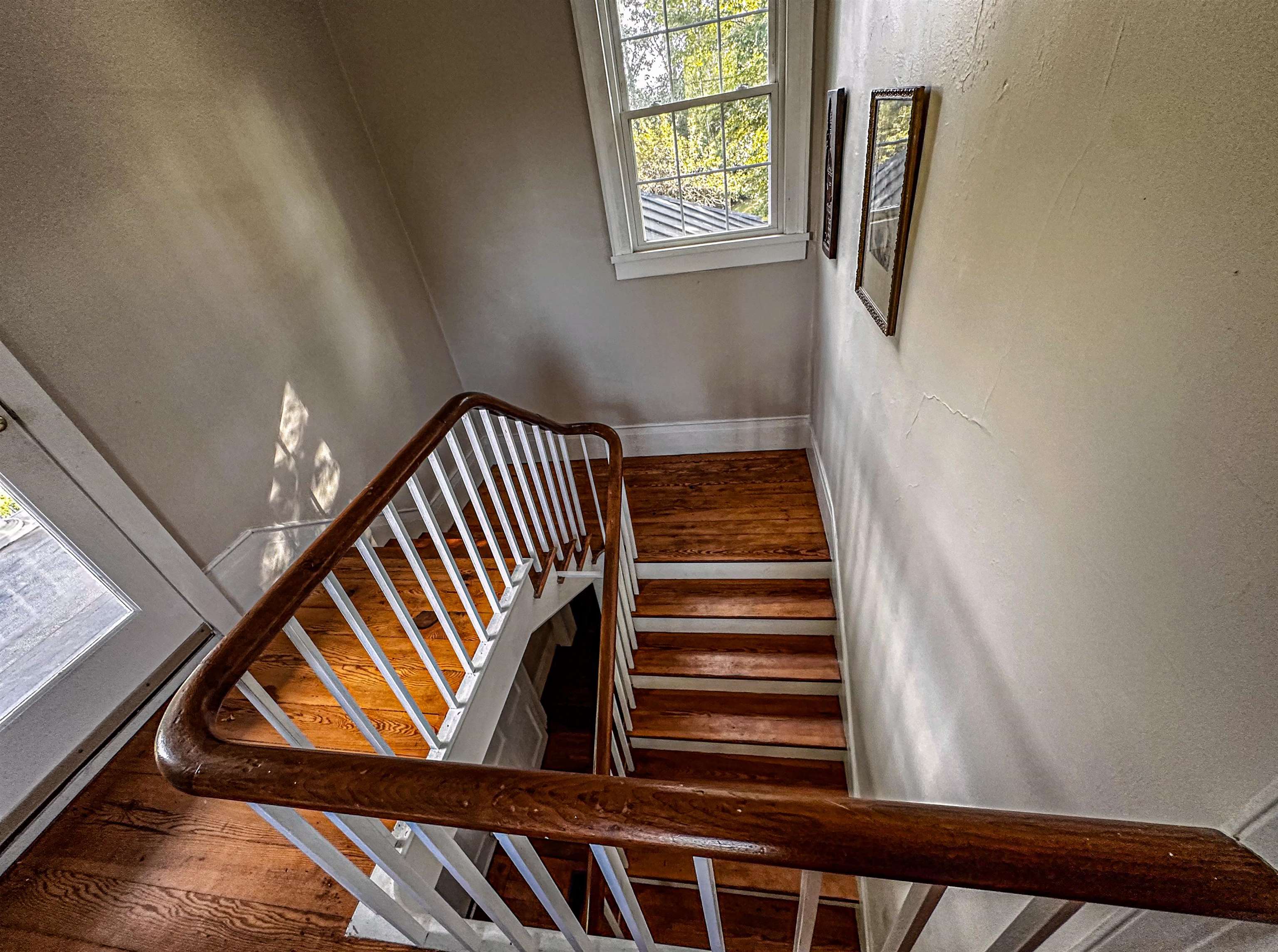 19 MT HERMON RD, MIDDLEBROOK, Virginia 24459, 4 Bedrooms Bedrooms, ,2 BathroomsBathrooms,Residential,Memories Farm House,19 MT HERMON RD,677220 MLS # 677220