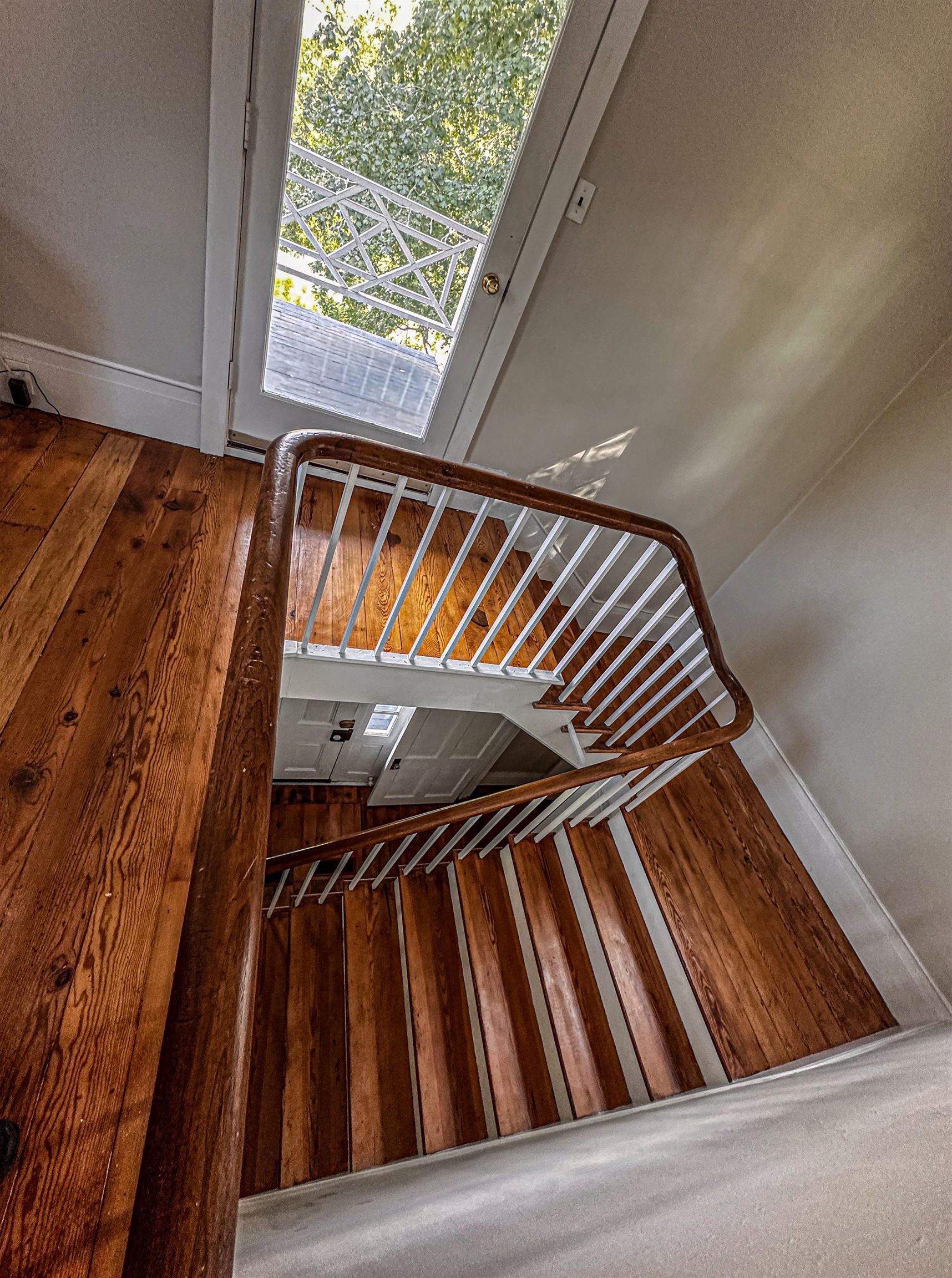 19 MT HERMON RD, MIDDLEBROOK, Virginia 24459, 4 Bedrooms Bedrooms, ,2 BathroomsBathrooms,Residential,Memories Farm House,19 MT HERMON RD,677220 MLS # 677220