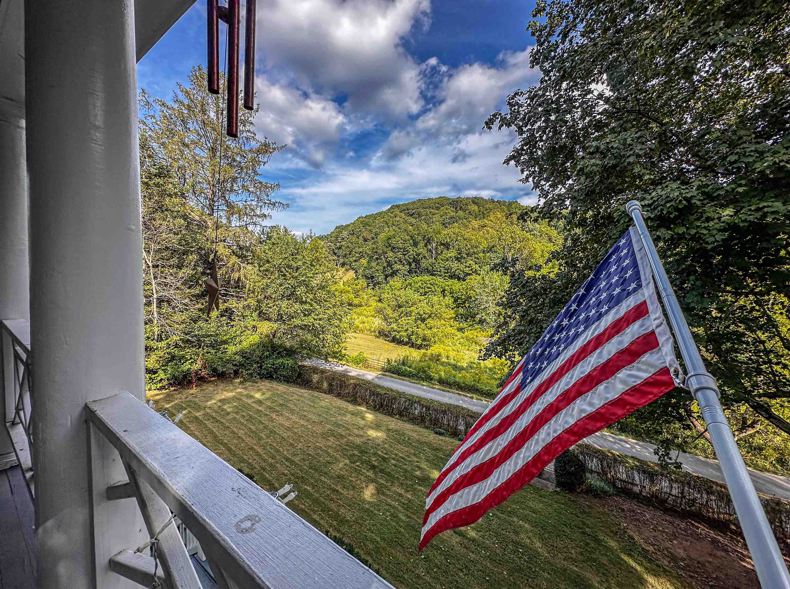 19 MT HERMON RD, MIDDLEBROOK, Virginia 24459, 4 Bedrooms Bedrooms, ,2 BathroomsBathrooms,Residential,Memories Farm House,19 MT HERMON RD,677220 MLS # 677220