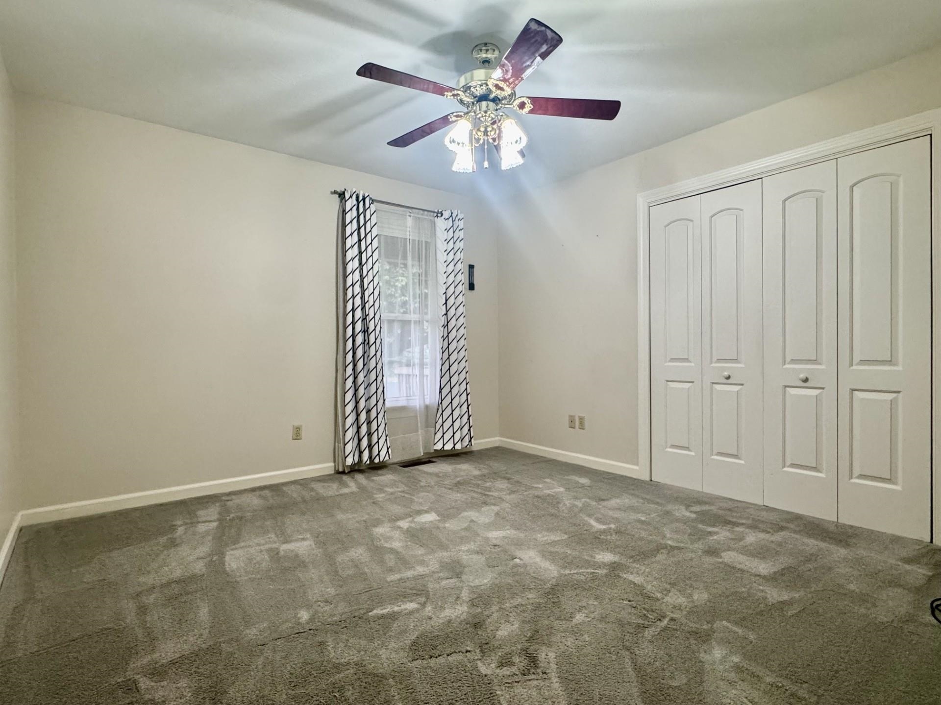 81 MIDDLEBROOK ST, HARRISONBURG, Virginia 22801, 3 Bedrooms Bedrooms, ,2 BathroomsBathrooms,Residential,81 MIDDLEBROOK ST,677221 MLS # 677221
