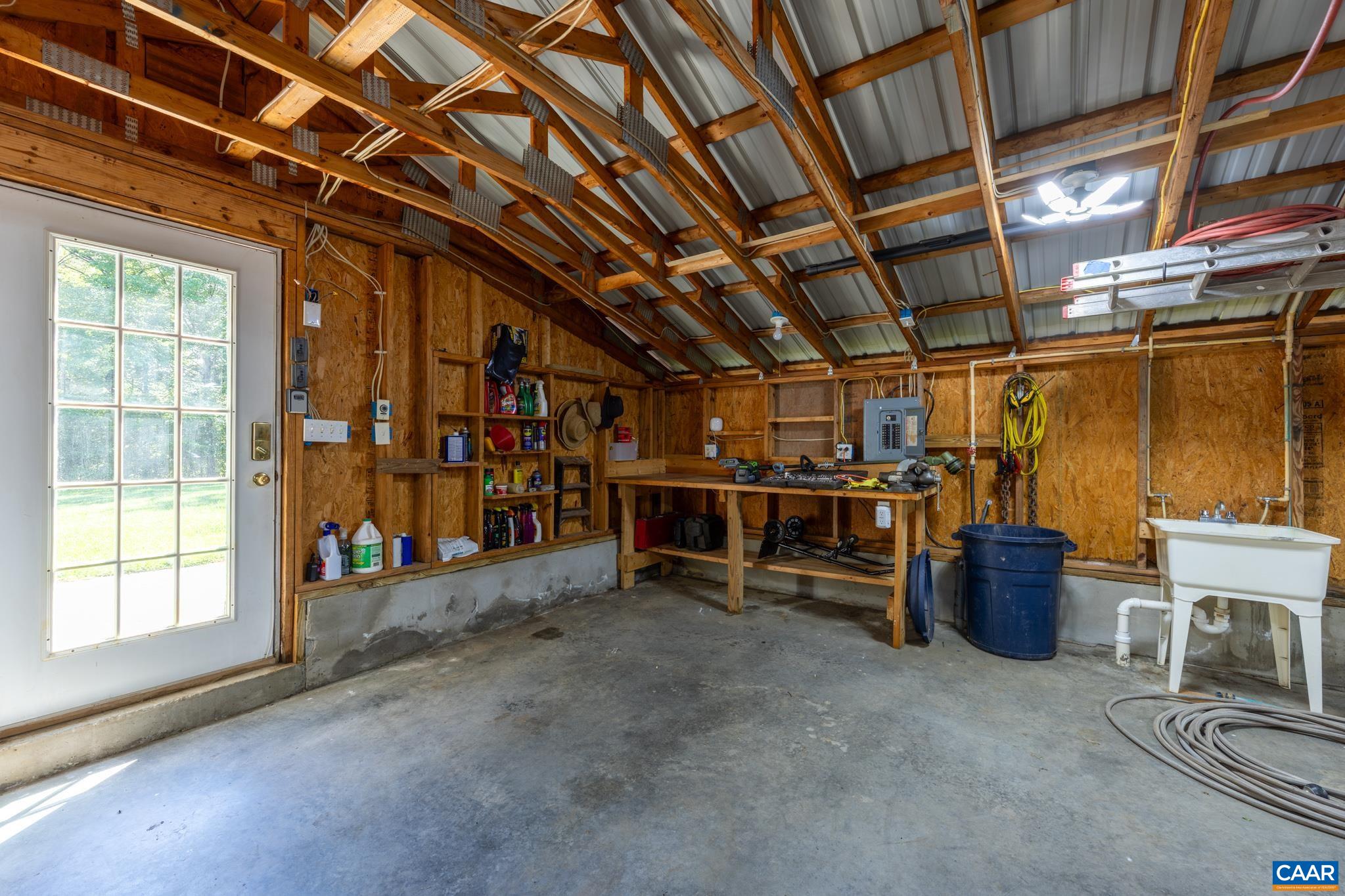 480 DAWSONVILLE RD, BARBOURSVILLE, Virginia 22923, 4 Bedrooms Bedrooms, ,3 BathroomsBathrooms,Residential,