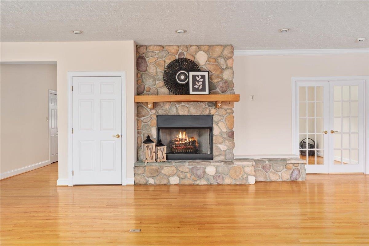 1050 ALMOND DR, LURAY, Virginia 22835, 5 Bedrooms Bedrooms, ,4 BathroomsBathrooms,Residential,1050 ALMOND DR,677232 MLS # 677232
