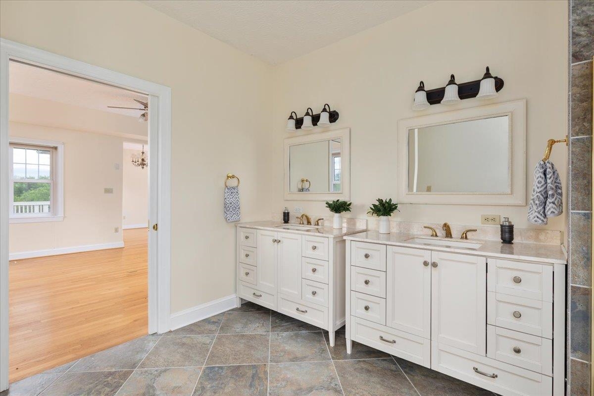 1050 ALMOND DR, LURAY, Virginia 22835, 5 Bedrooms Bedrooms, ,4 BathroomsBathrooms,Residential,1050 ALMOND DR,677232 MLS # 677232