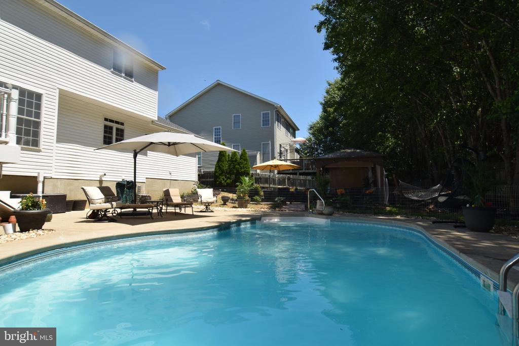 11912 TEESIDE DR, FREDERICKSBURG, Virginia 22407, 4 Bedrooms Bedrooms, ,3 BathroomsBathrooms,Residential,11912 TEESIDE DR,VASP2041474 MLS # VASP2041474 11912 TEESIDE DR, FREDERICKSBURG, Virginia 22407, 4 Bedrooms Bedrooms, ,3 BathroomsBathrooms,Residential,11912 TEESIDE DR,VASP2041474 MLS # VASP2041474